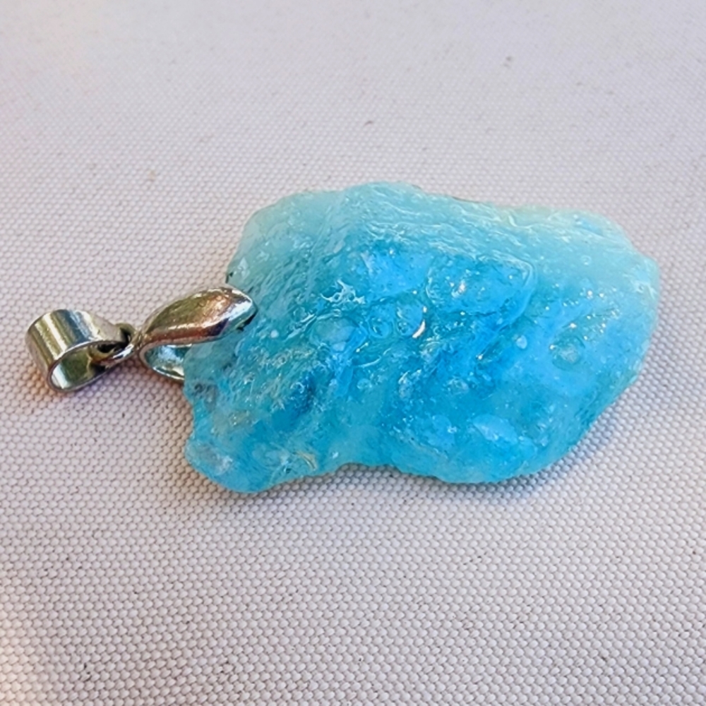 Aquamarine pendant